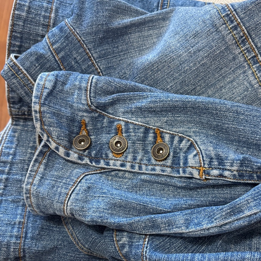 St. John's Bay Light Blue Denim Jacket - Picture 5 of 5